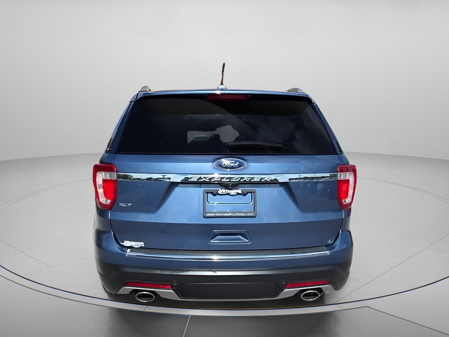 Certified 2018 Ford Explorer XLT w/ Equipment Group 202A image 25