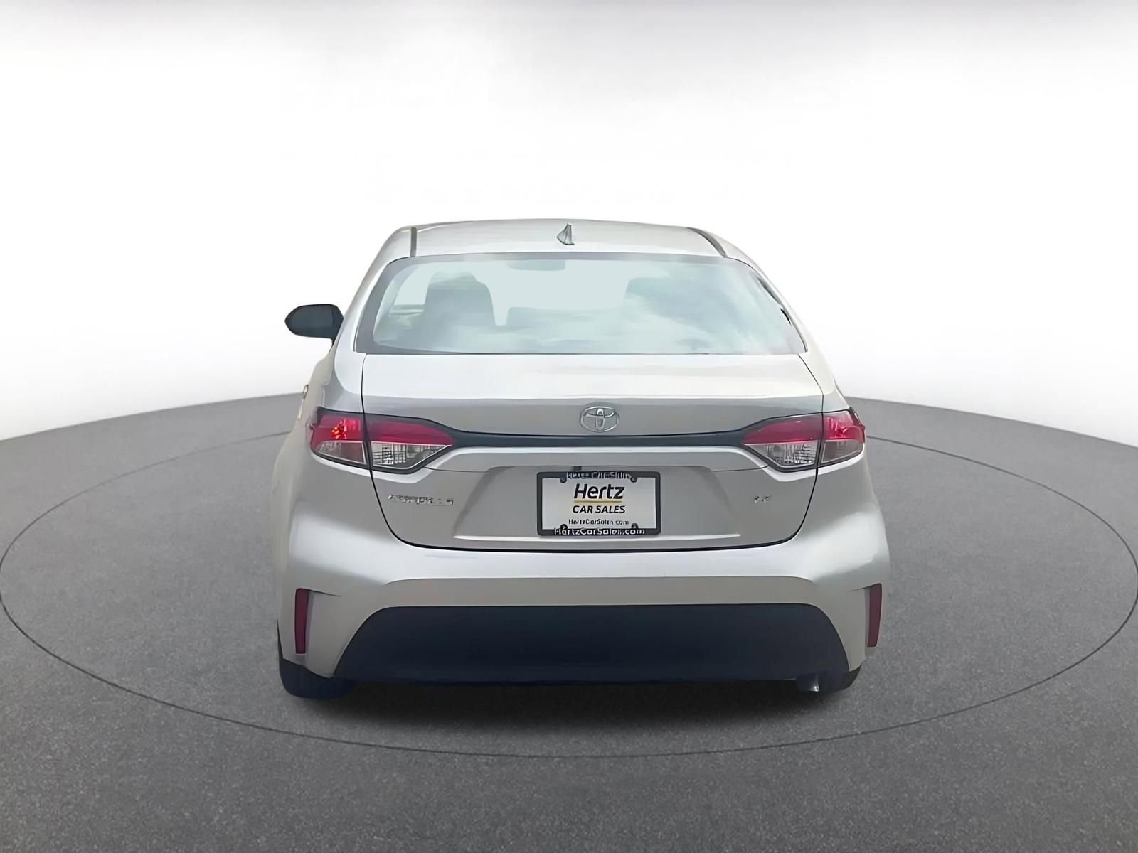 Used 2025 Toyota Corolla LE image 12