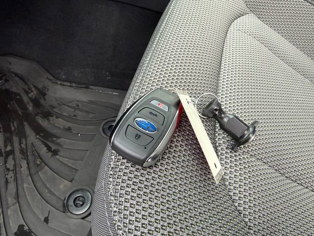 Used 2024 Subaru Crosstrek 2.0i Premium image 31