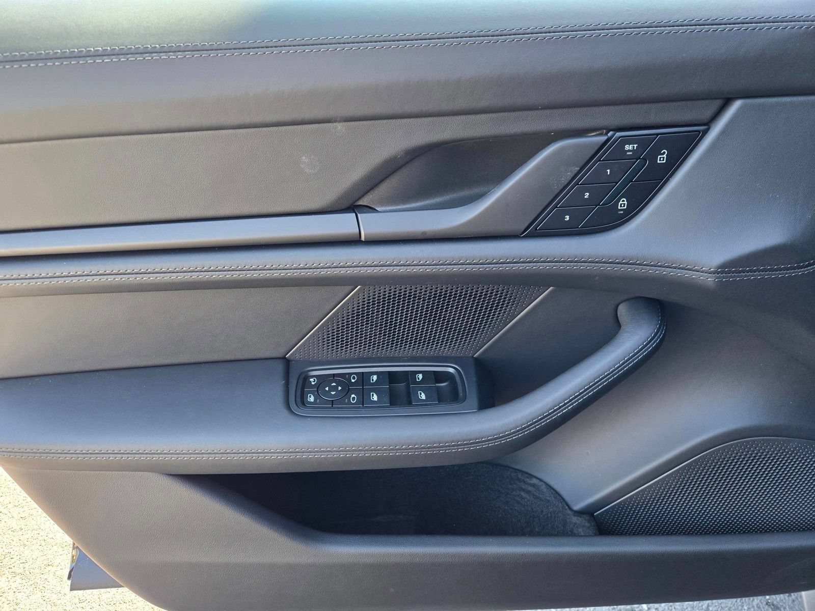 New 2026 Porsche Taycan AWD/4WD image 20