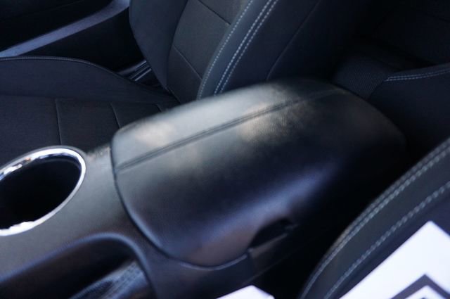 Used 2016 Ford Mustang Convertible image 11