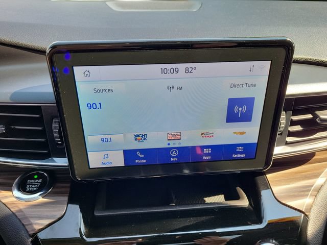 Used 2021 Ford Explorer Limited w/ Hybrid Equipment Group 310A AWD/4WD image 23