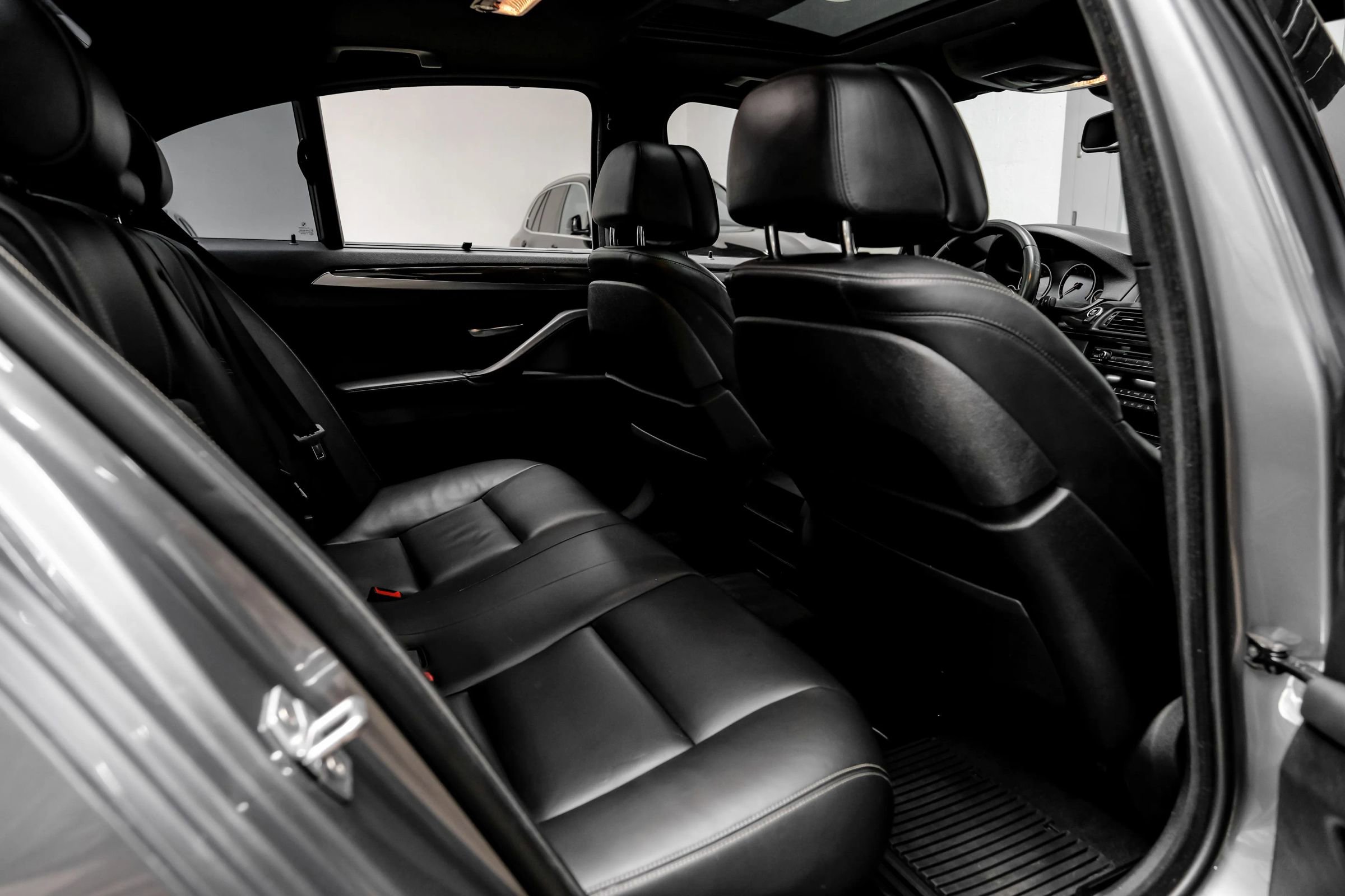 Used 2016 BMW 535i Sedan image 35