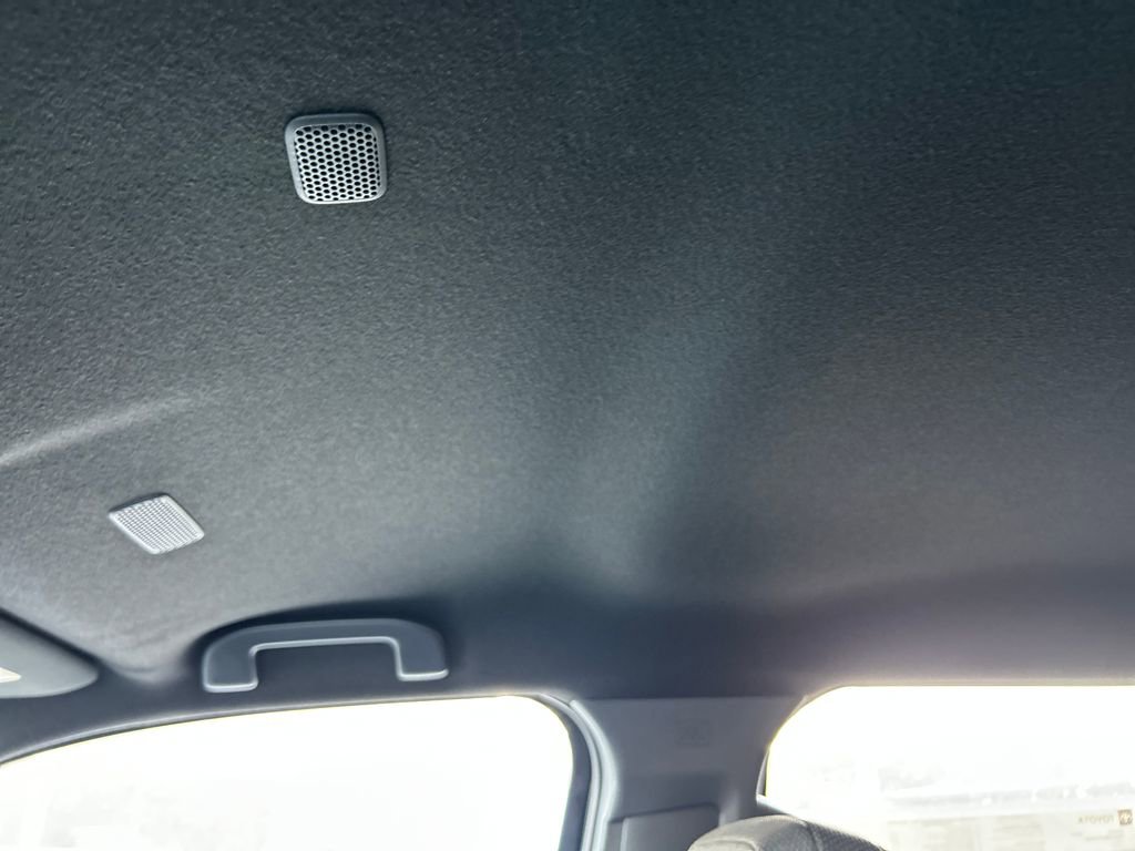 New 2026 Toyota 4Runner SR5 AWD/4WD image 15