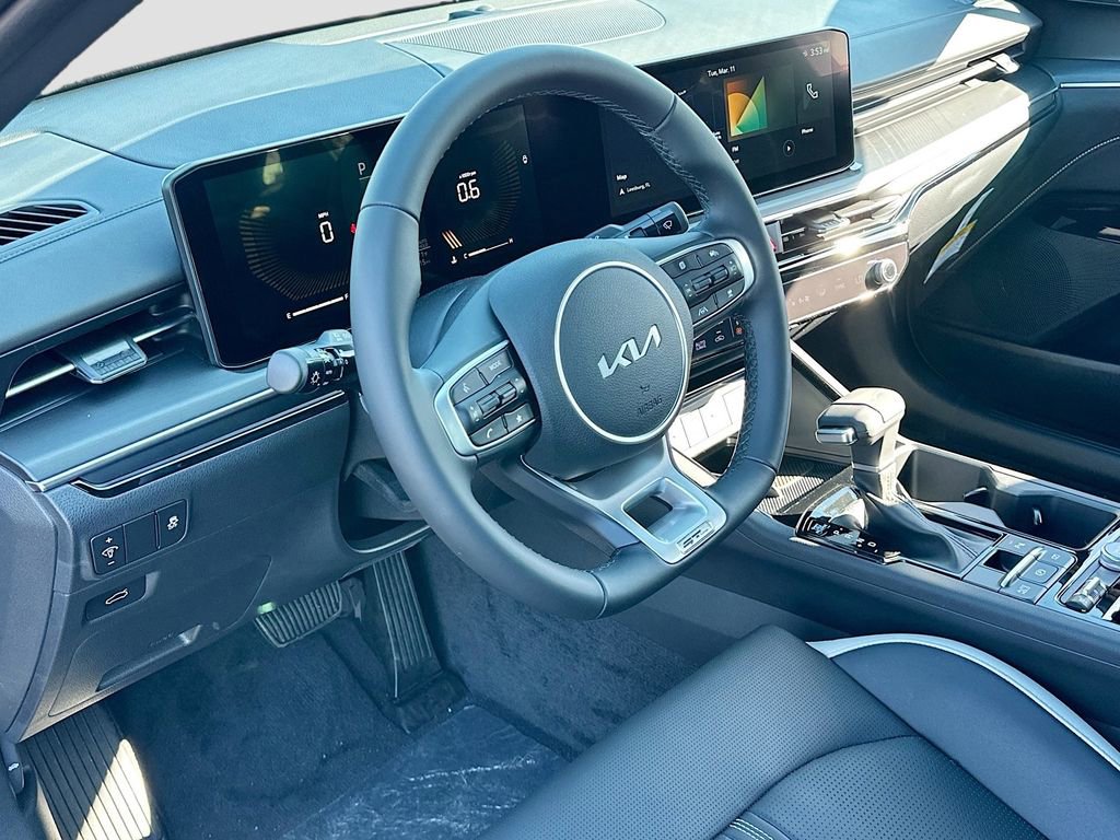 Certified 2025 Kia K5 GT-Line image 9