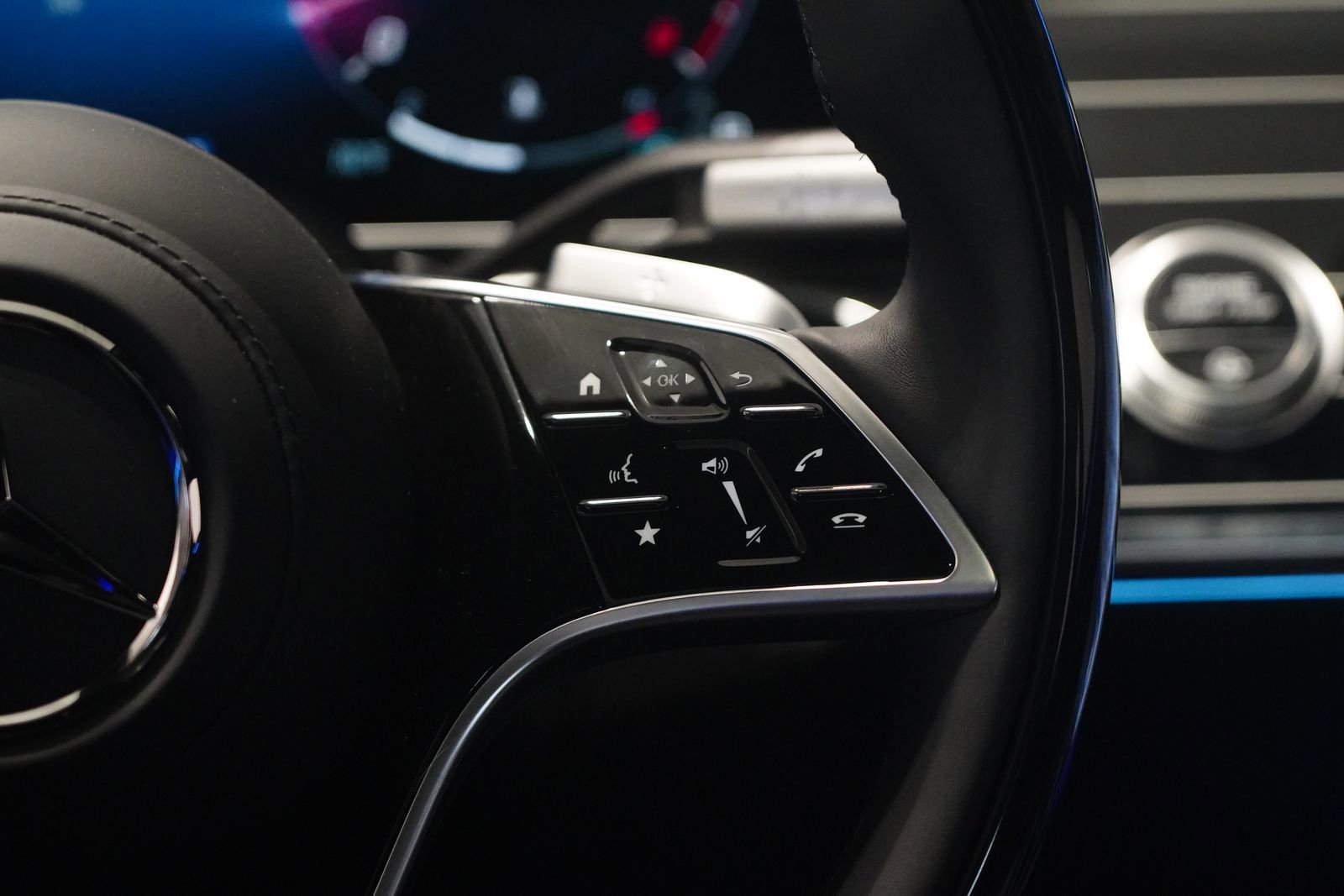 Used 2025 Mercedes-Benz Maybach S 680 4MATIC image 18