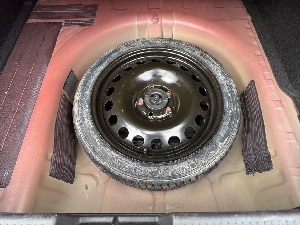 Used 2015 Chevrolet Sonic LT w/ Wheels and Fog Lamp Package image 43