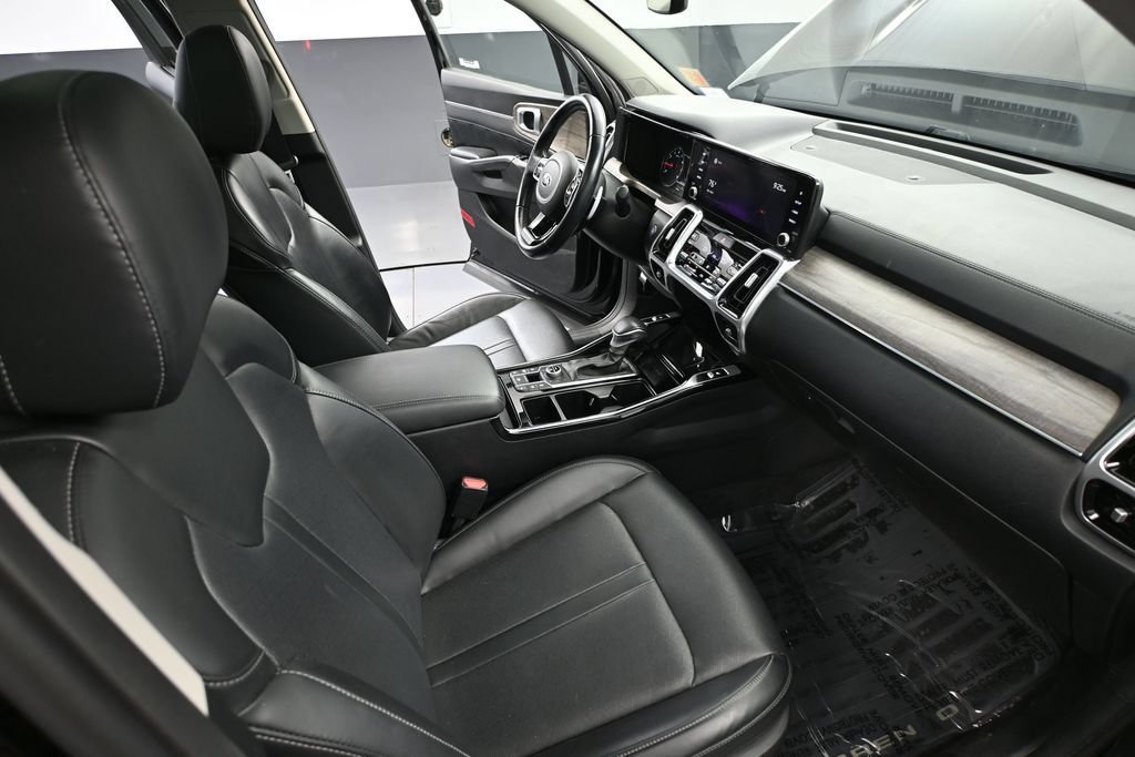 Used 2021 Kia Sorento EX AWD/4WD image 52