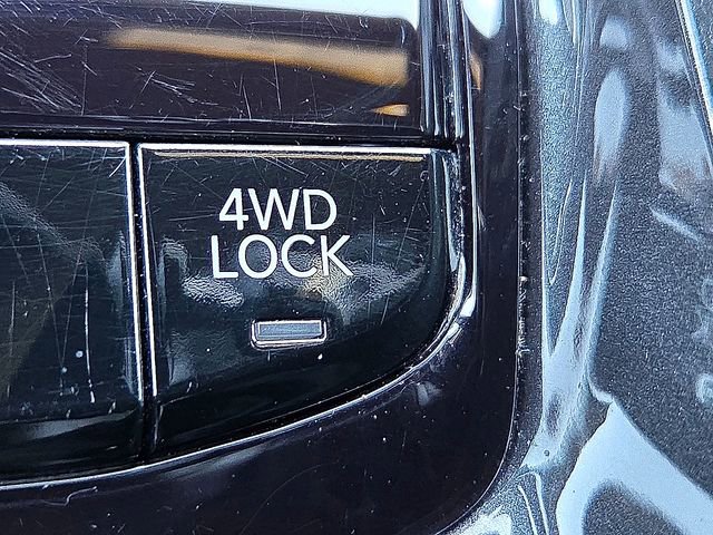 Used 2024 Jeep Compass Latitude AWD/4WD image 20