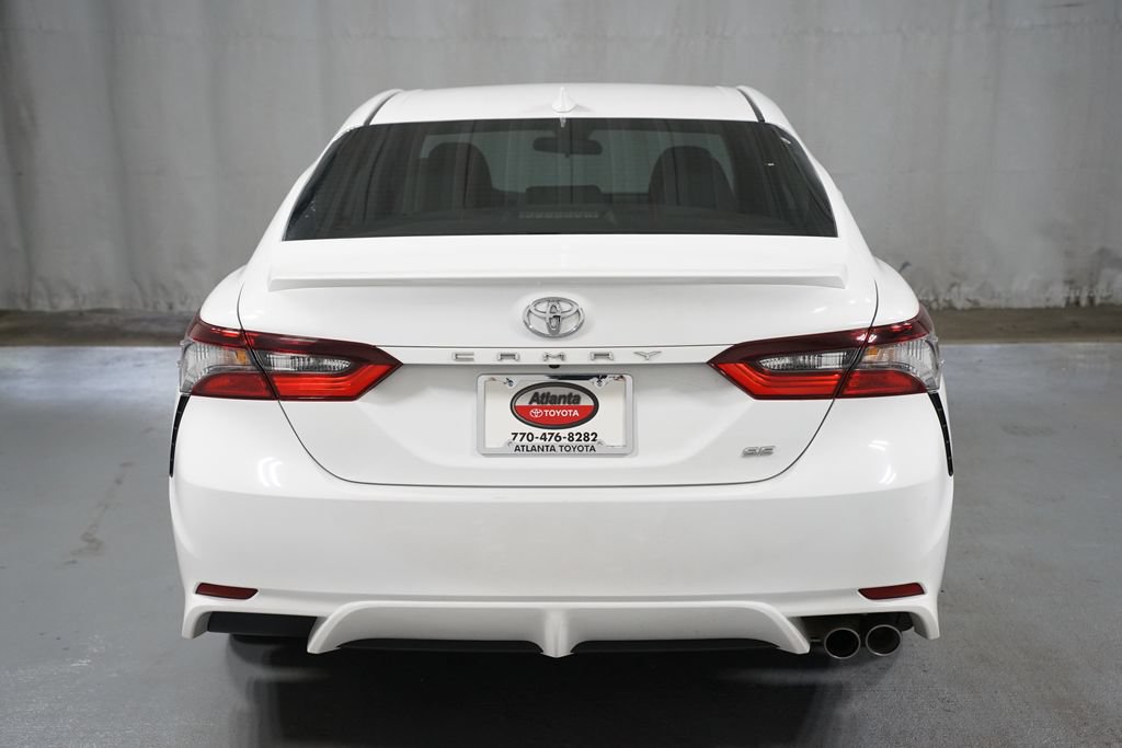 Used 2022 Toyota Camry SE FWD image 7