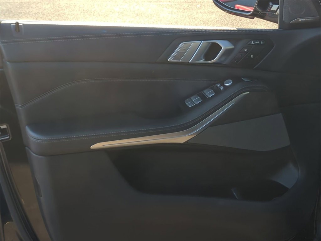 Used 2019 BMW X7 xDrive40i w/ Premium Package image 23