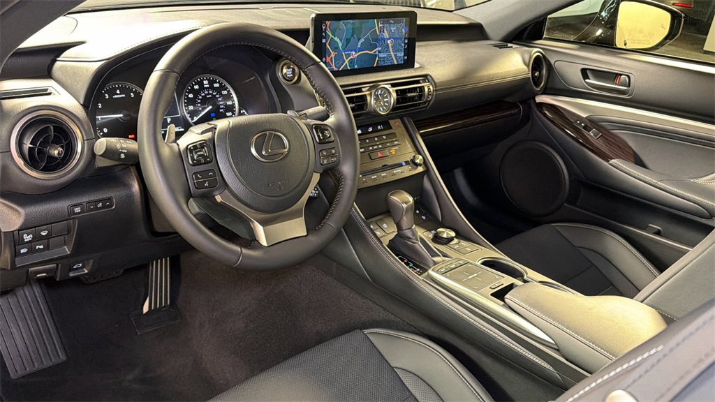 Certified 2023 Lexus RC 300 AWD w/ Premium Package image 19