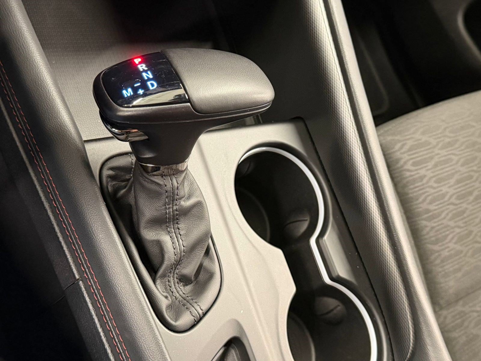 Used 2025 Dodge Durango GT AWD/4WD image 15