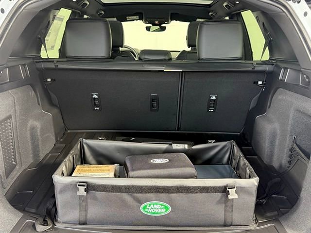 New 2025 Land Rover Discovery Sport Dynamic SE AWD/4WD image 18