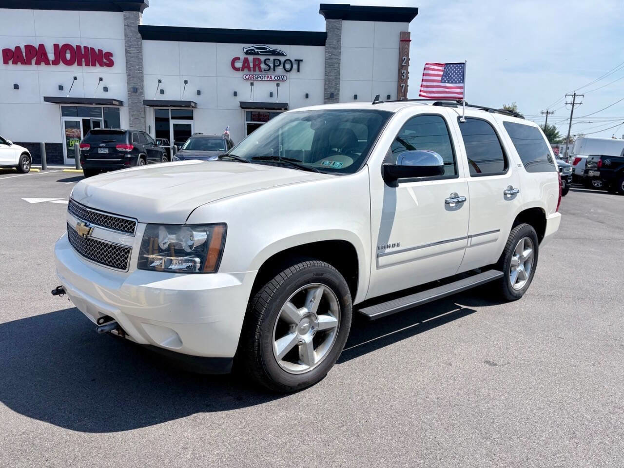 Used 2011 Chevrolet Tahoe LTZ AWD/4WD image 2