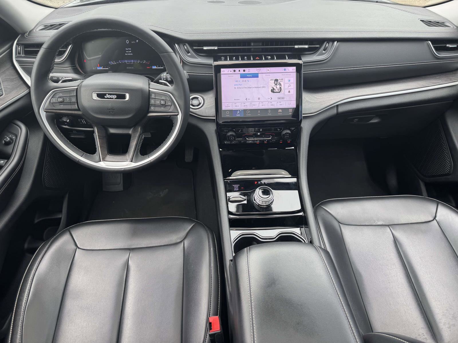 Certified 2023 Jeep Grand Cherokee L Limited AWD/4WD image 2