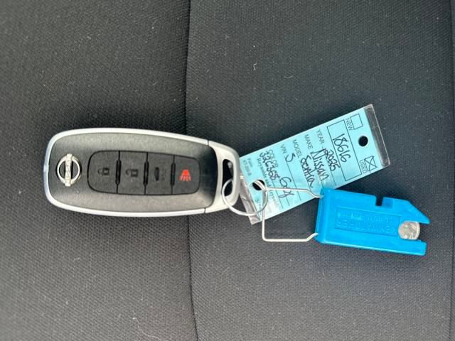 Used 2025 Nissan Sentra S image 31