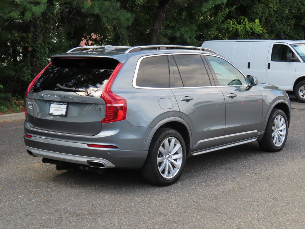 Used 2018 Volvo XC90 T6 Momentum w/ Convenience Package AWD/4WD image 5