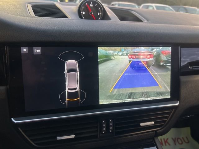 Used 2020 Porsche Cayenne image 28