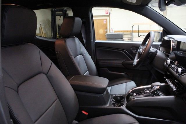 New 2026 GMC Canyon Elevation image 10