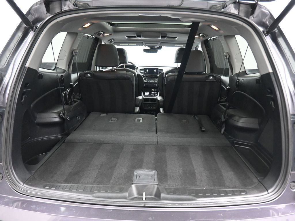 Used 2019 Honda Pilot Elite image 64