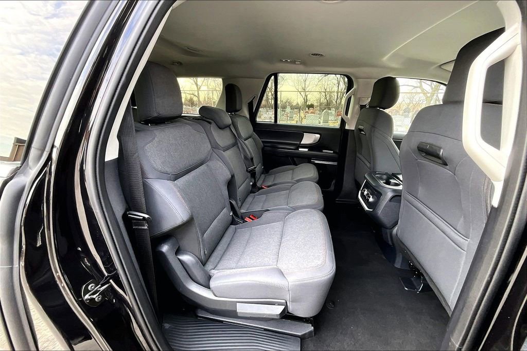 Certified 2025 Ford Expedition Max Active image 25