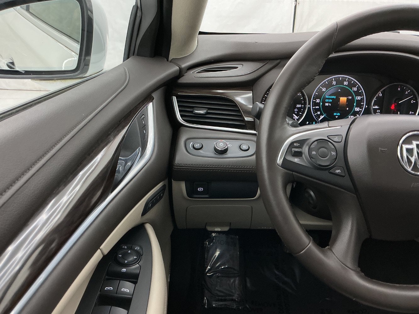 Used 2017 Buick LaCrosse Essence w/ Sun and Shade Package FWD image 33