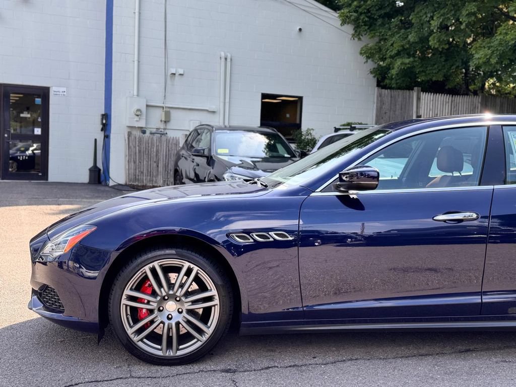 Used 2018 Maserati Quattroporte S Q4 AWD/4WD image 10