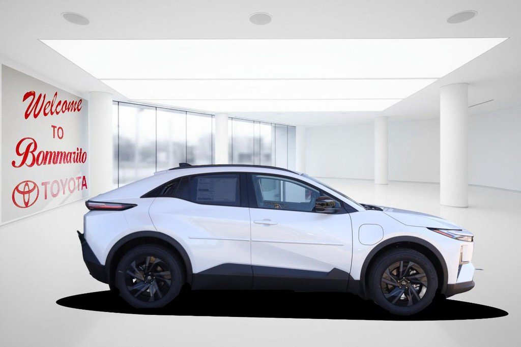 New 2026 Toyota C-HR AWD/4WD image 5