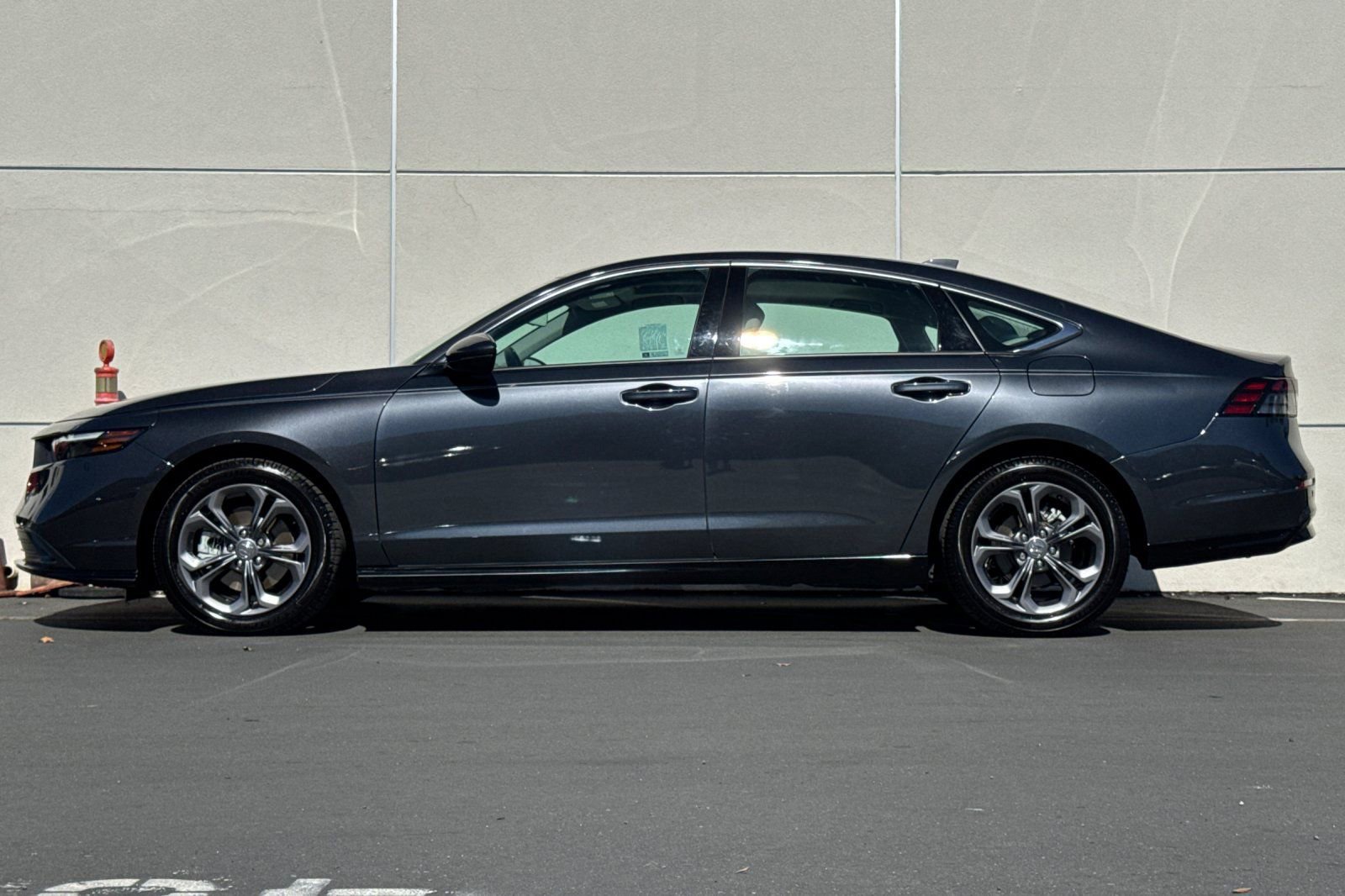 Certified 2024 Honda Accord EX-L image 6