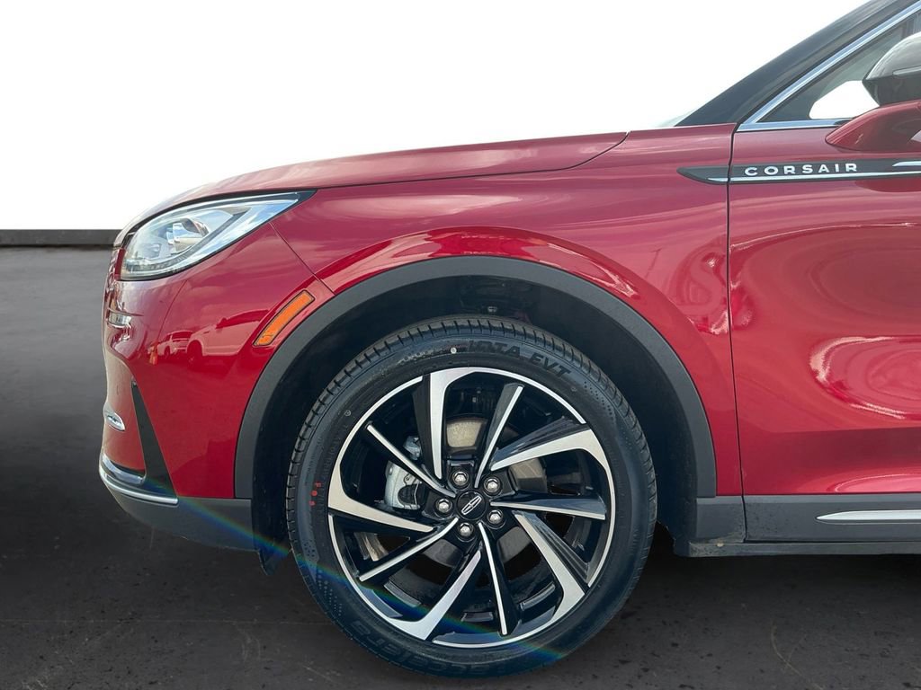 Certified 2023 Lincoln Corsair Reserve w/ Equipment Group 201A image 13