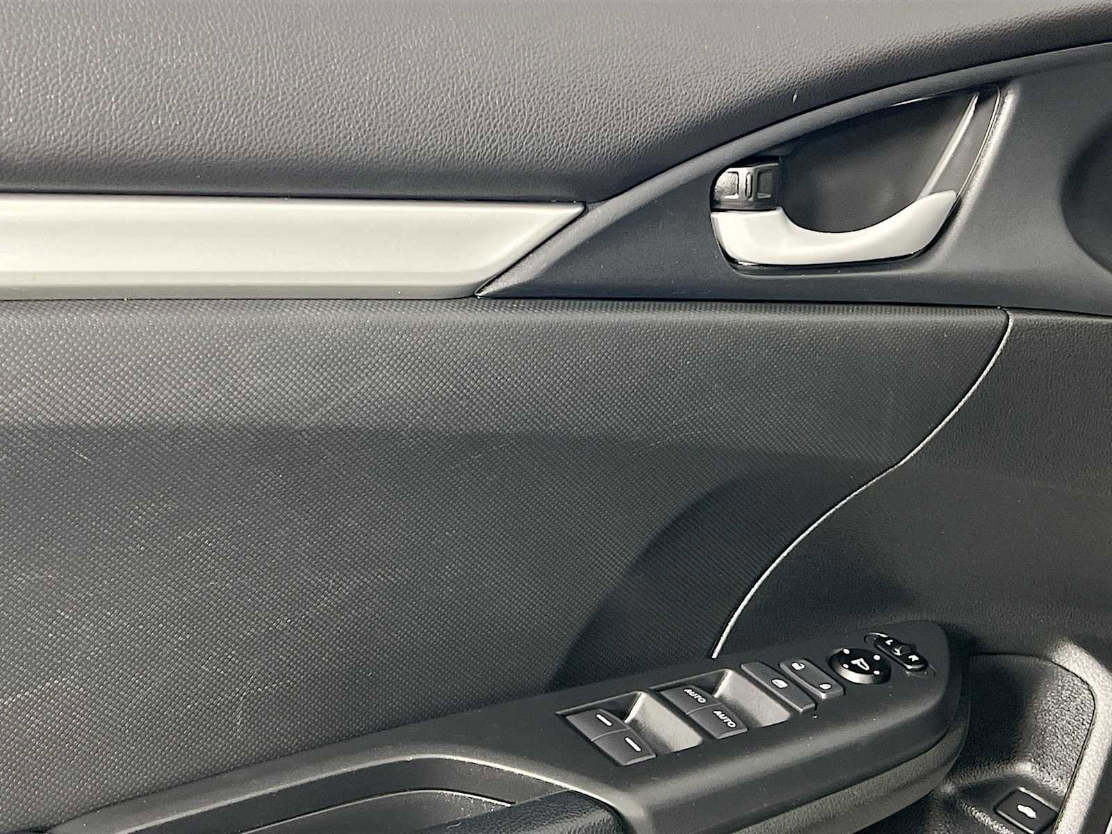 Used 2020 Honda Civic Sport image 17