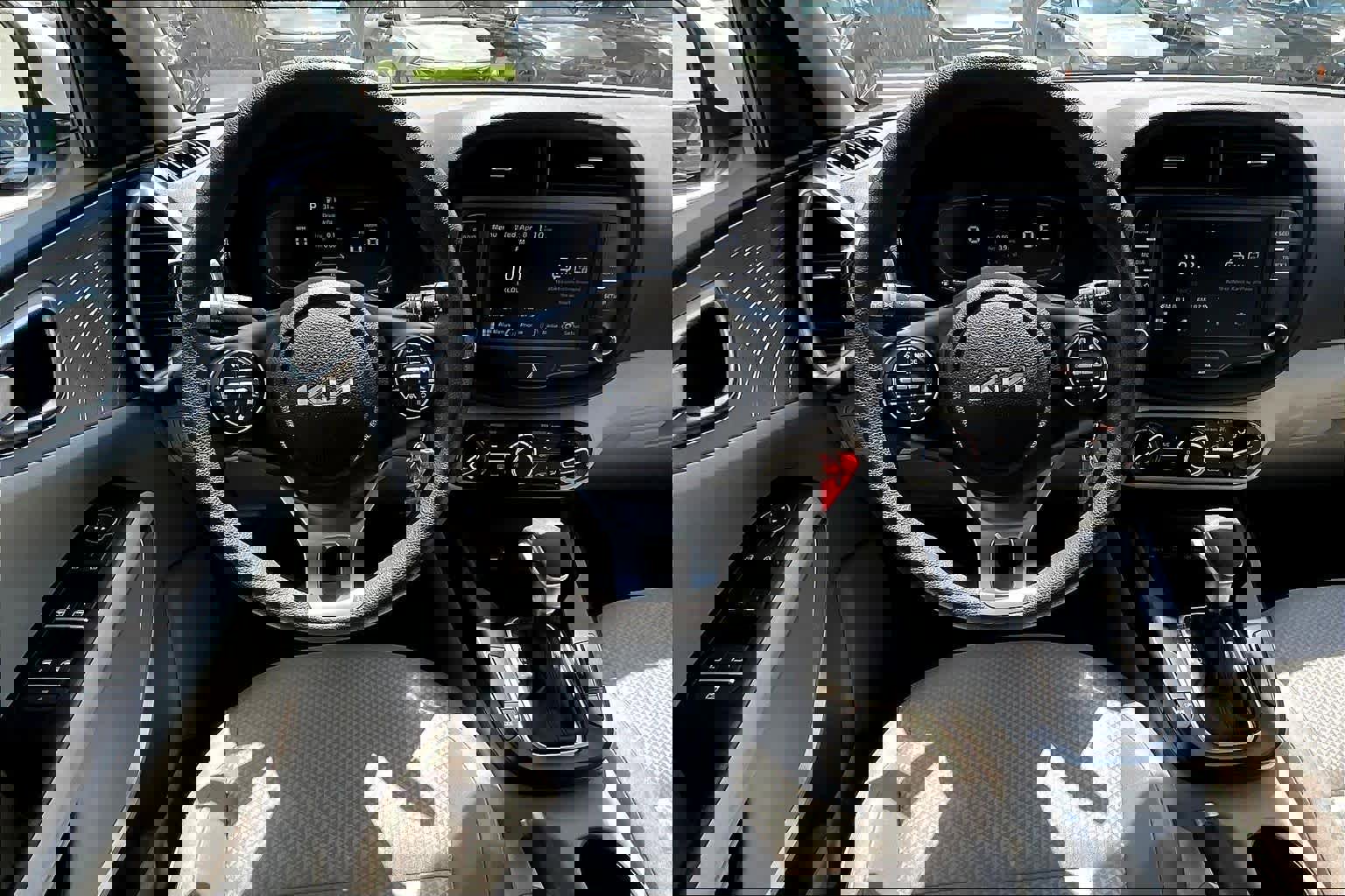 Certified 2025 Kia Soul LX w/ LX Technology Package image 6