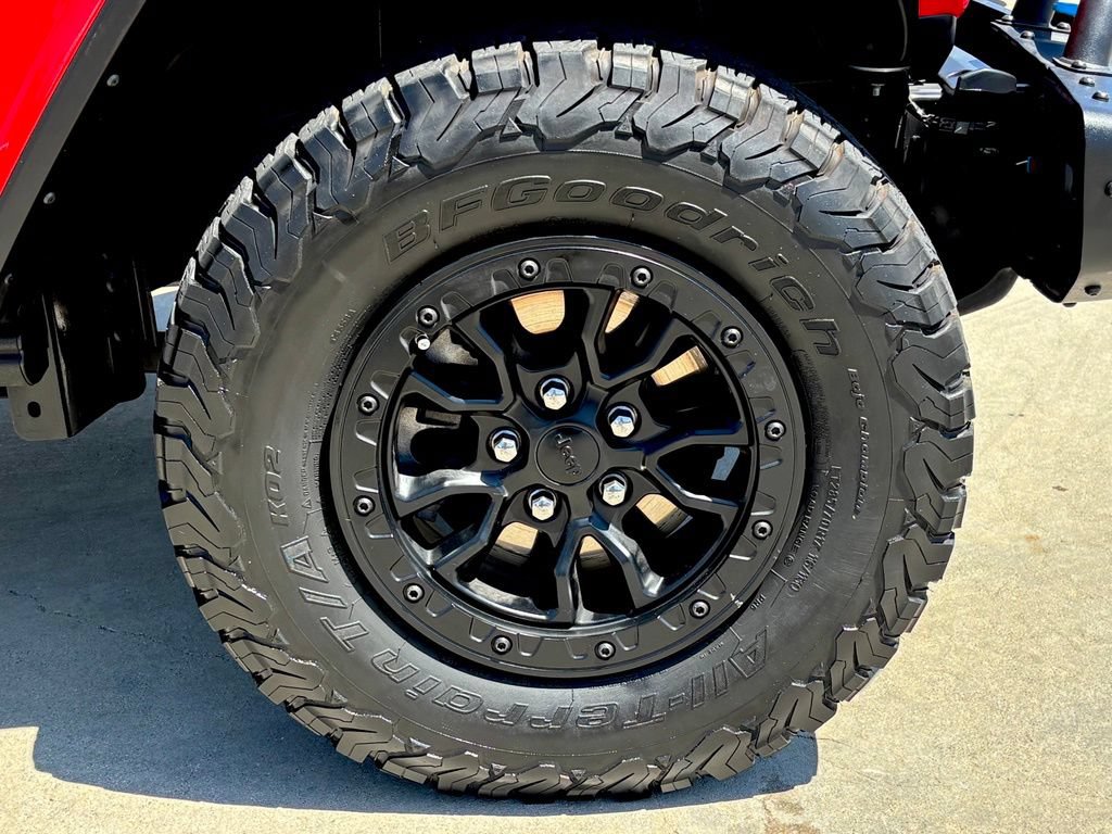 Used 2023 Jeep Wrangler Unlimited Rubicon 4xe AWD/4WD image 26