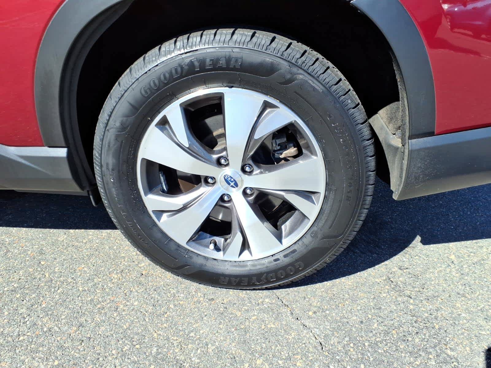 Used 2024 Subaru Ascent Premium w/ Convenience Package AWD/4WD image 7
