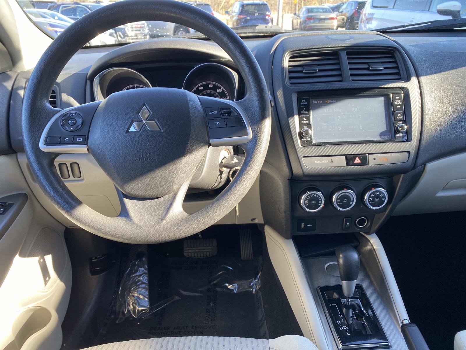 Used 2019 Mitsubishi Outlander Sport ES image 12