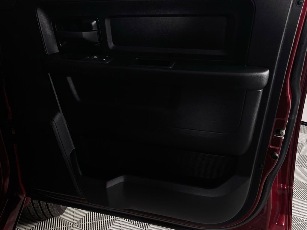 Used 2023 RAM 3500 Tradesman w/ Chrome Appearance Group image 29