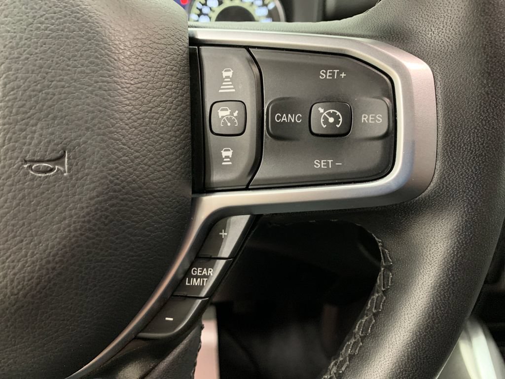 Used 2025 RAM 1500 Big Horn AWD/4WD image 23