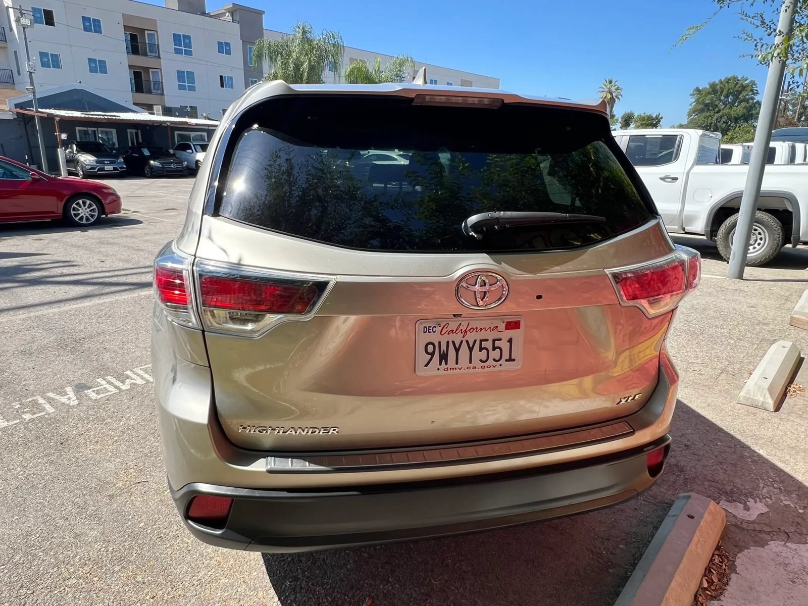 Used 2015 Toyota Highlander XLE FWD image 5