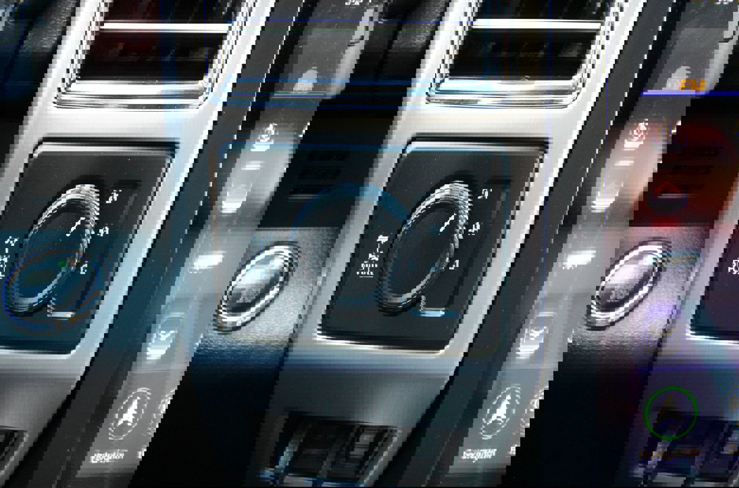 Used 2019 Ford F250 Platinum w/ Platinum Ultimate Package image 36