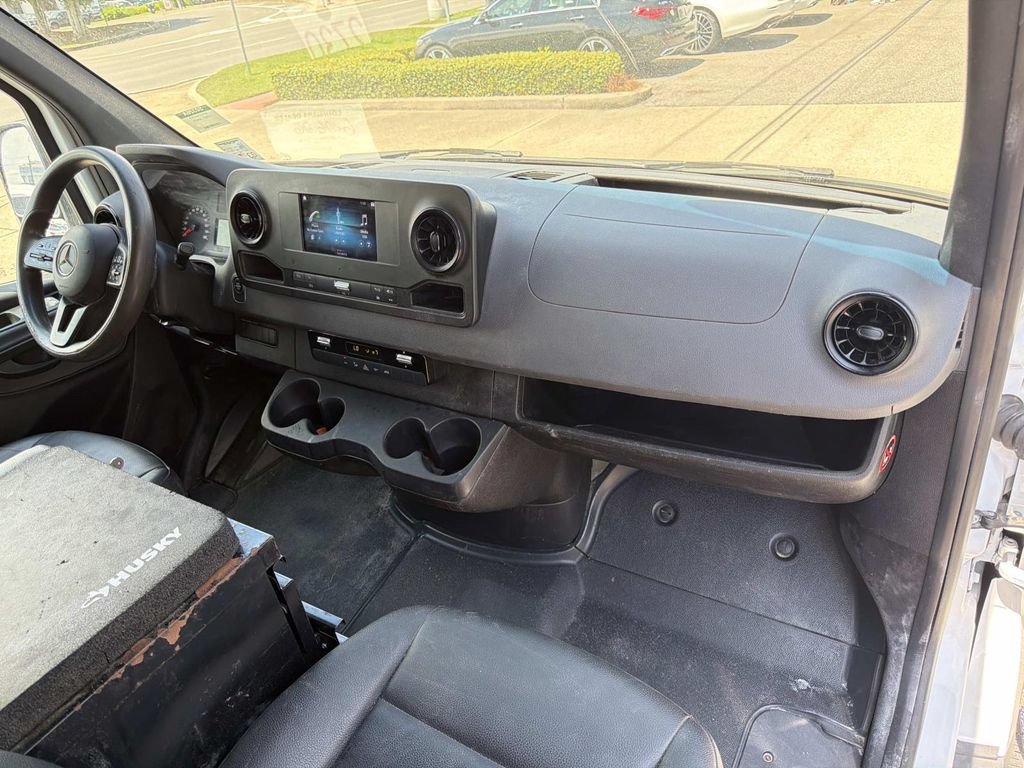 Used 2020 Mercedes-Benz Sprinter 2500 image 12