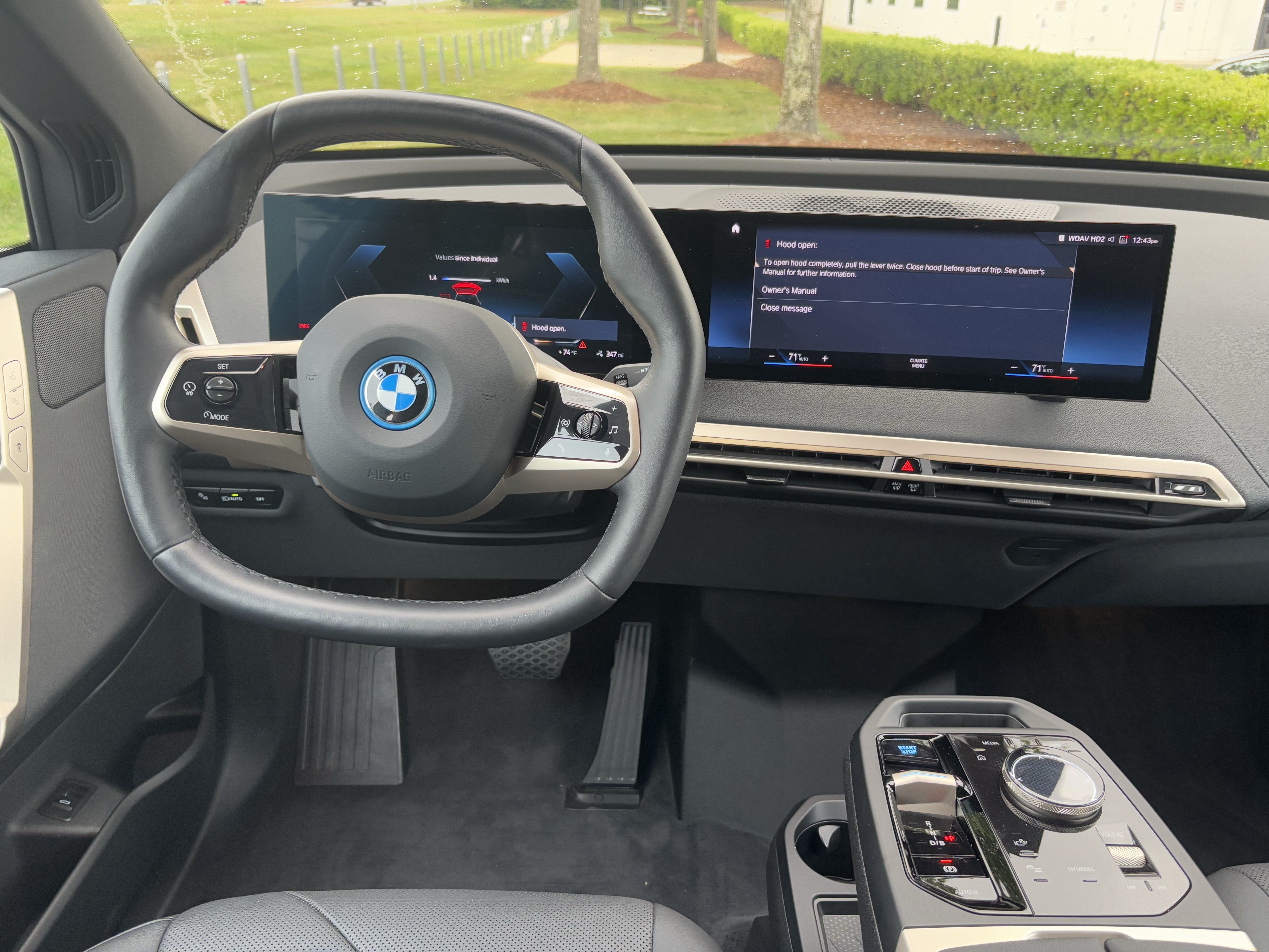 Certified 2023 BMW iX xDrive50 AWD/4WD image 30
