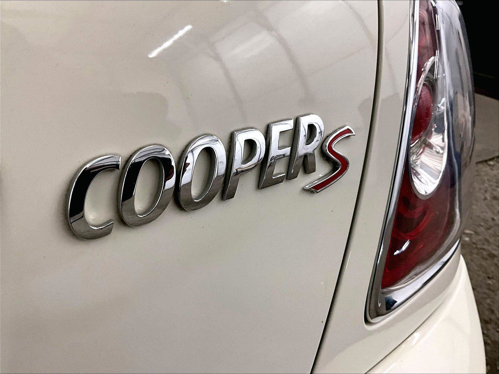 Used 2015 MINI Cooper S FWD image 13