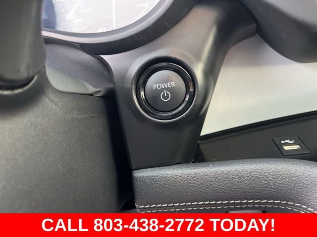 Used 2025 Toyota Sienna XLE image 22