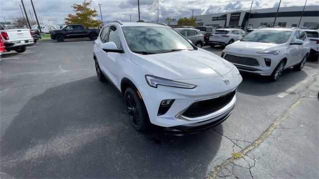 New 2026 Buick Encore GX Sport Touring w/ Advanced Technology Package image 4