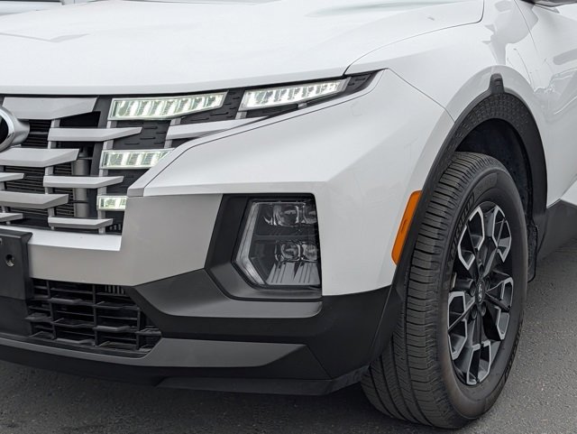 Used 2023 Hyundai Santa Cruz SEL Premium image 2