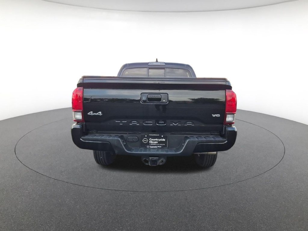 Used 2022 Toyota Tacoma SR AWD/4WD image 6