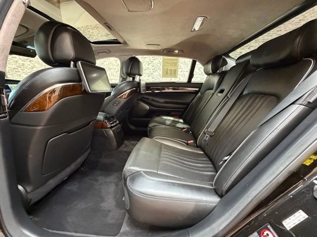 Used 2018 Genesis G90 5.0 Ultimate RWD image 13