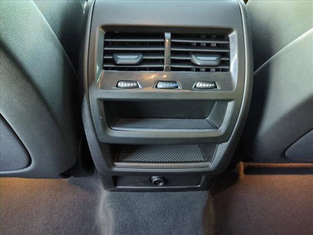 Certified 2025 BMW X6 xDrive40i w/ Premium Package image 18