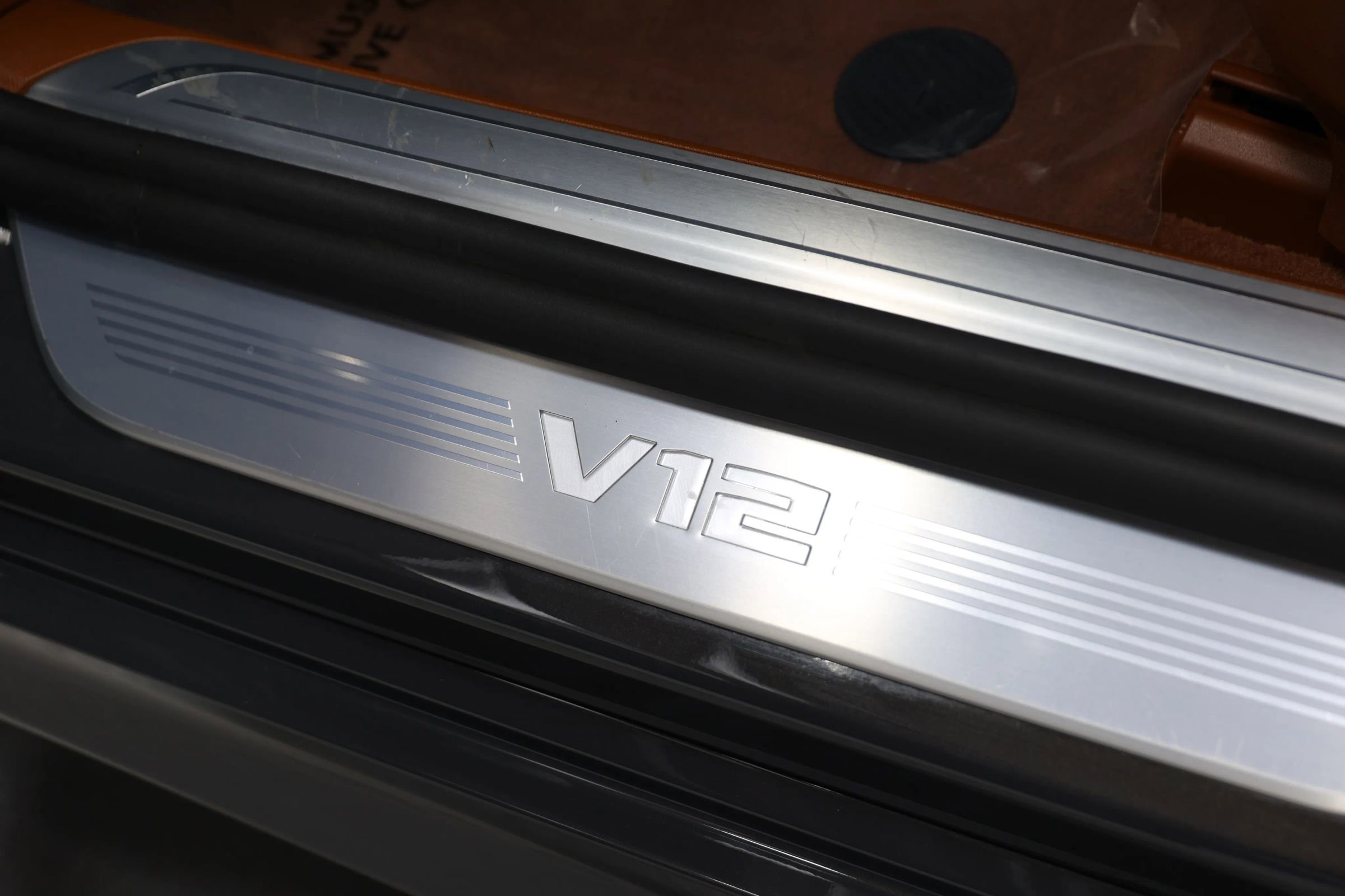 Used 2022 BMW M760i xDrive w/ Luxury Rear Seating Package image 13